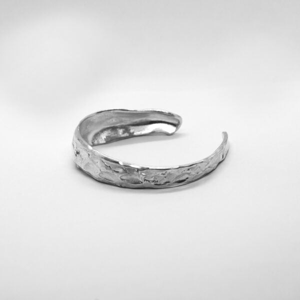 Handmade bracelet made of 925 silver