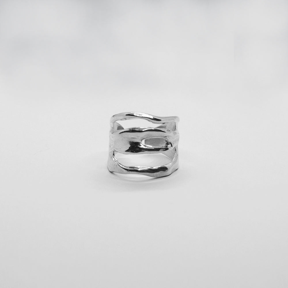 LOUPINO ring