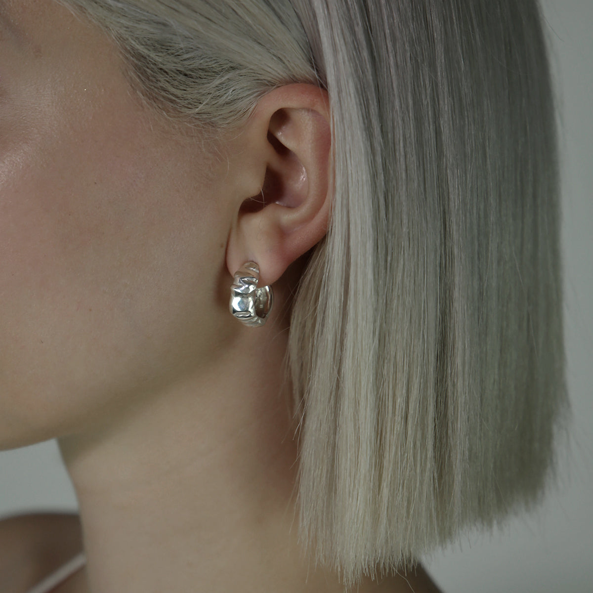 Handmade earrings made of silver 925