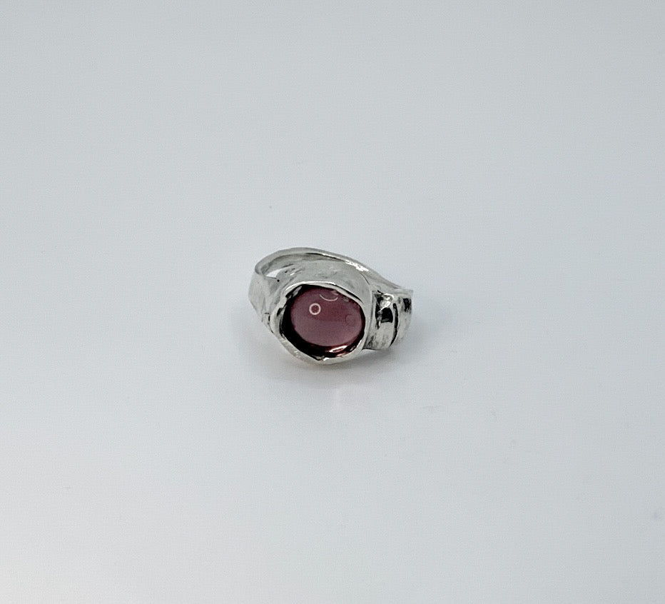 MAUVE ring