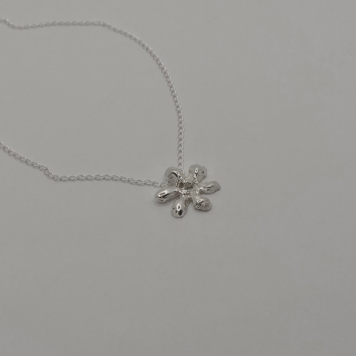 FIORE necklace