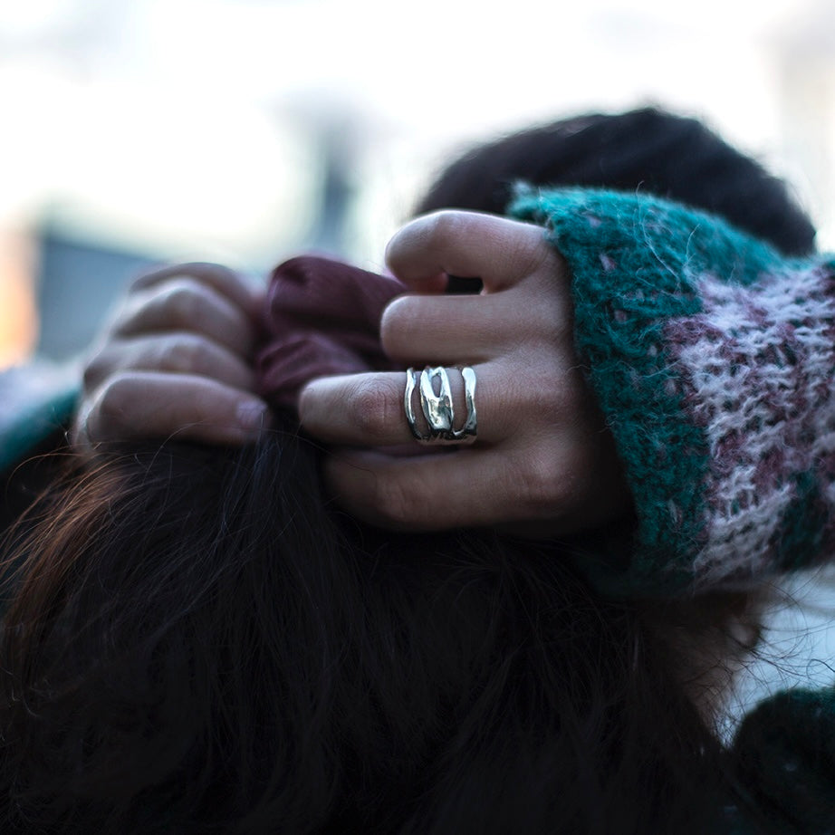 LOUPINO ring